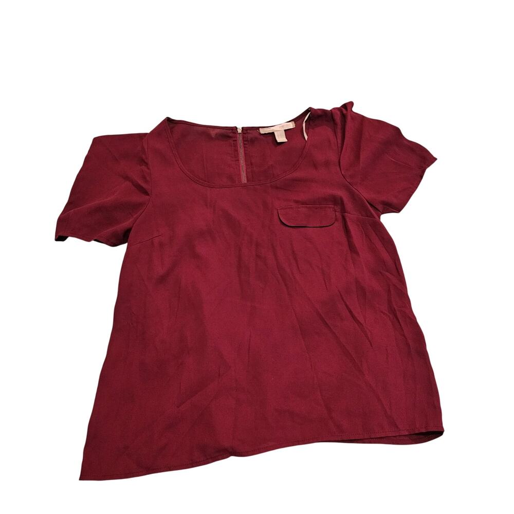 Forever 21 Contemporary Burgundy Blouse Women’s Small Short Sleeve Zip Back Top
